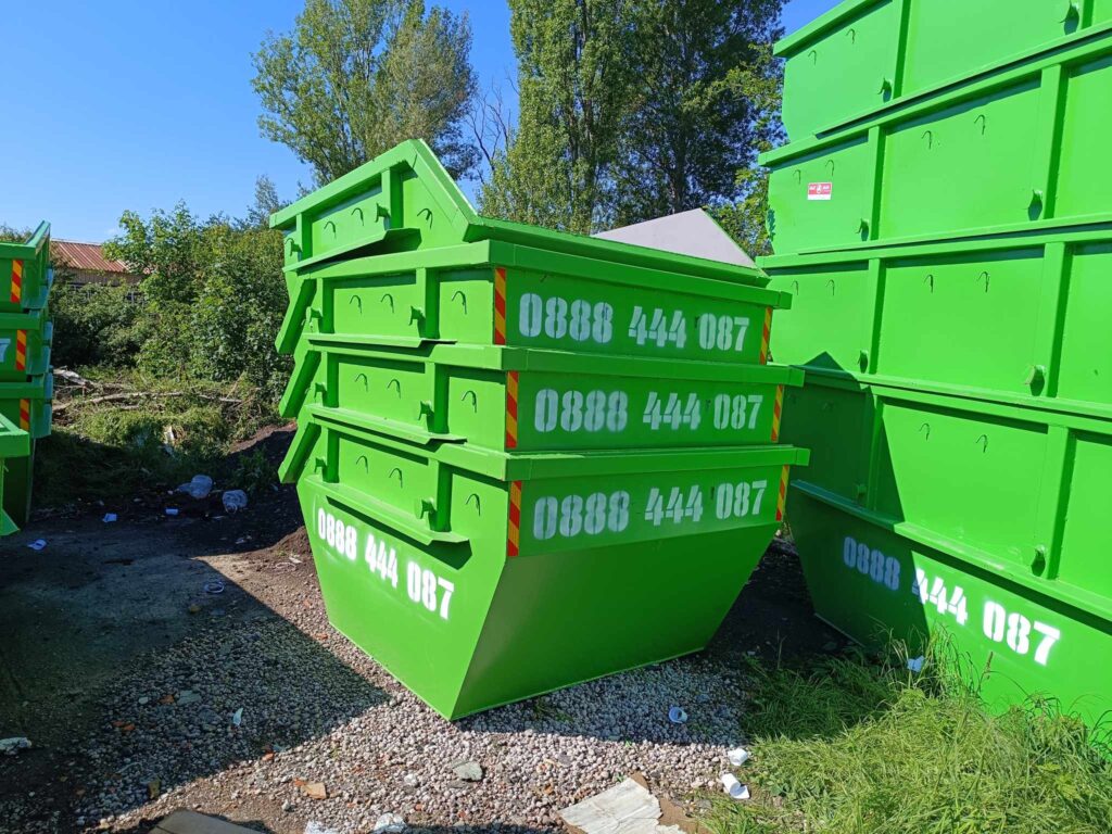 Контейнери за отпадъци {{site_name}}